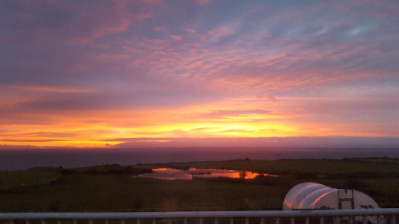 Sunrise View Acomodação com café da manhã Castlemagee Exterior foto